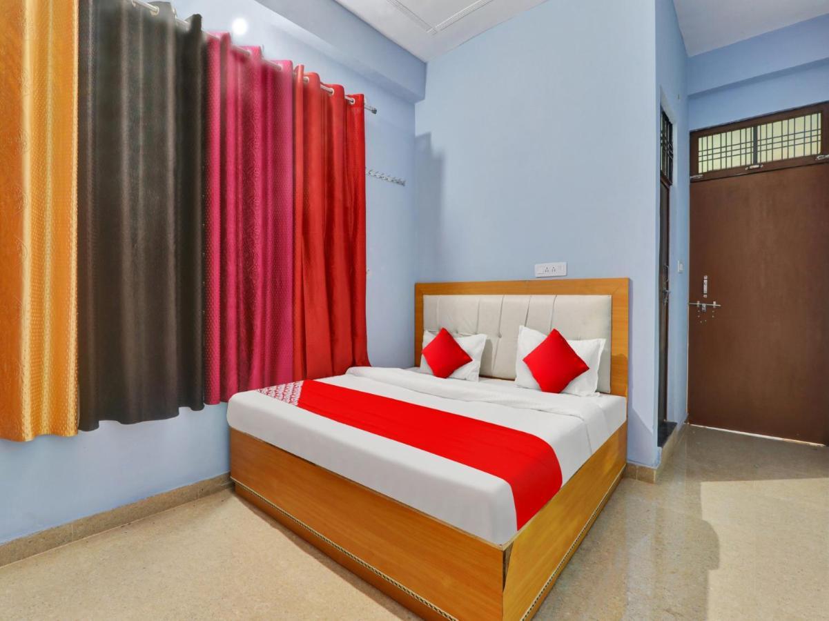 Hotel O Aradhya Galaxy Bhauli Exteriör bild